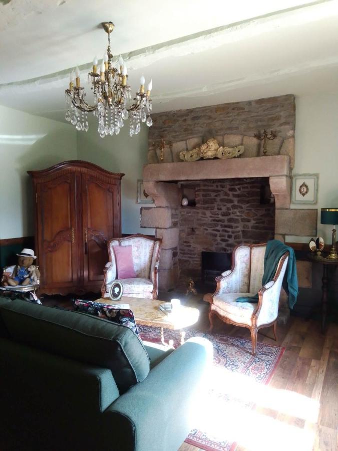 La Menardiere Serenitatis Chambre D'Hotes Petit Dejeuner Compris Corseul Exterior photo